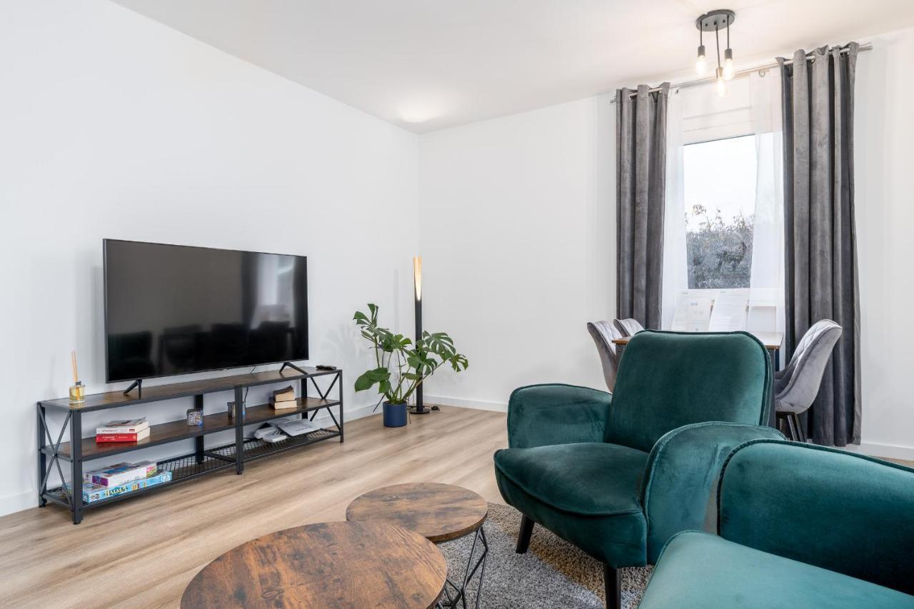 Free Living - Jungle Design Apartments, Zentrum, Parkplatz, Kueche, Wlan Wolfsburg Buitenkant foto